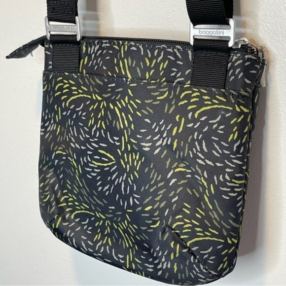 Baggallini Crossbody Bag Small - Picture 4 of 9